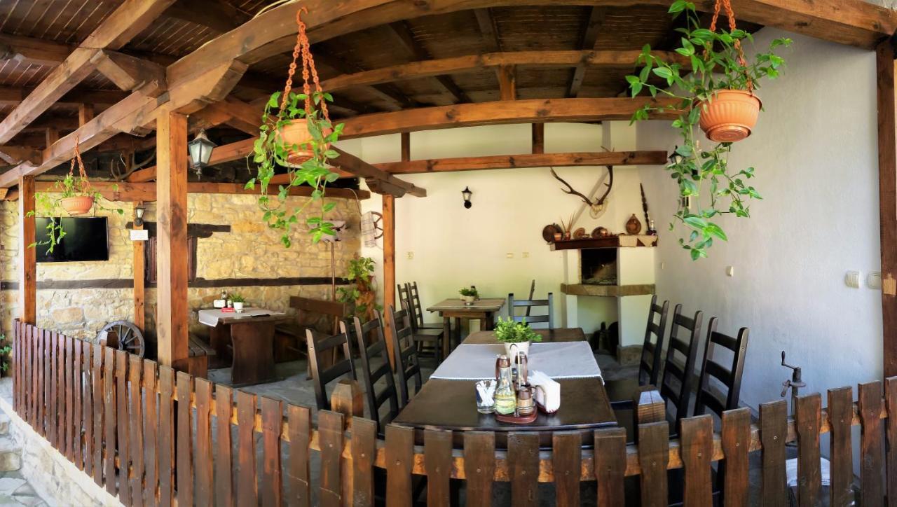 Yakovtsi Inn Esterno foto
