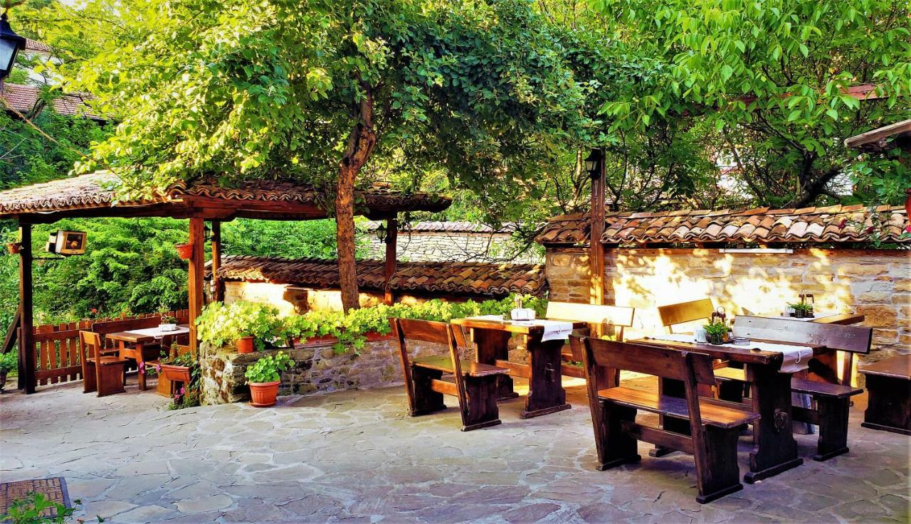 Yakovtsi Inn Esterno foto